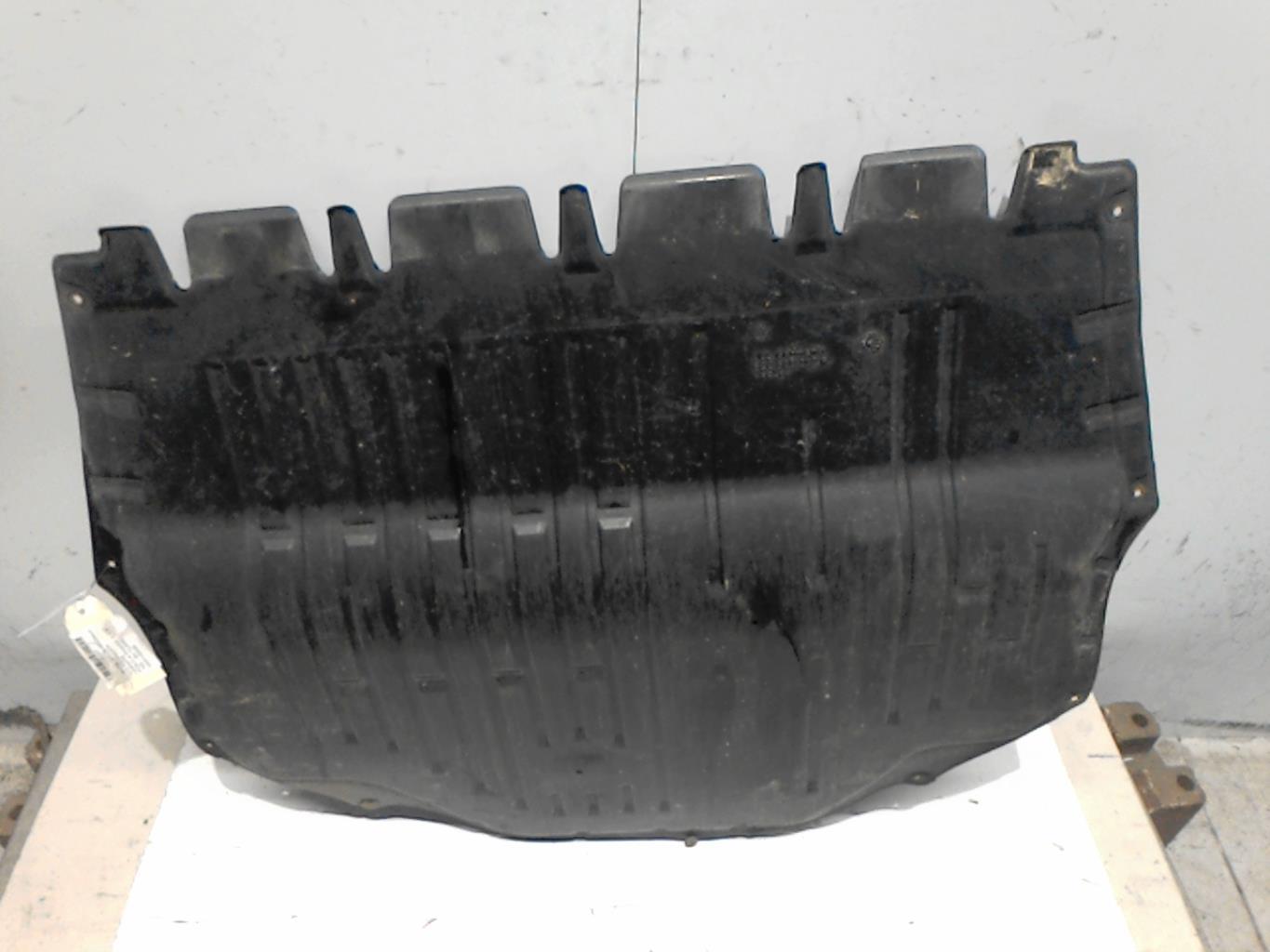 Cache sous moteur VOLKSWAGEN POLO 4 PHASE 1 Diesel - 1