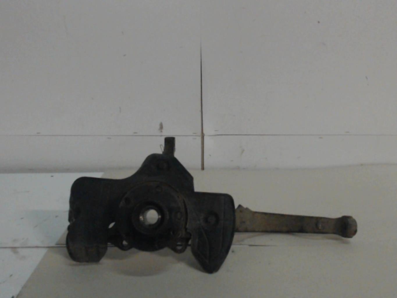 Fusee avant droit ALFA ROMEO 156 PHASE 3 BREAK Diesel - 1