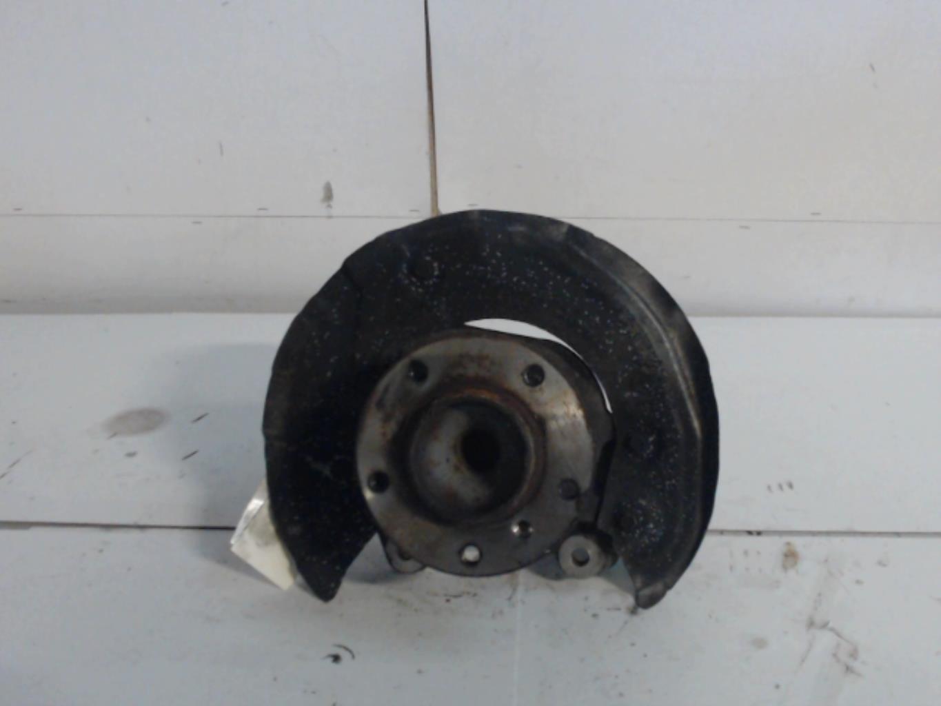 Fusee avant droit BMW SERIE 1 E87 PHASE 2 Diesel - 1