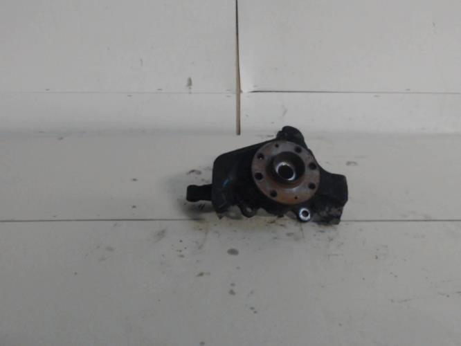 Fusee avant gauche - FIAT...