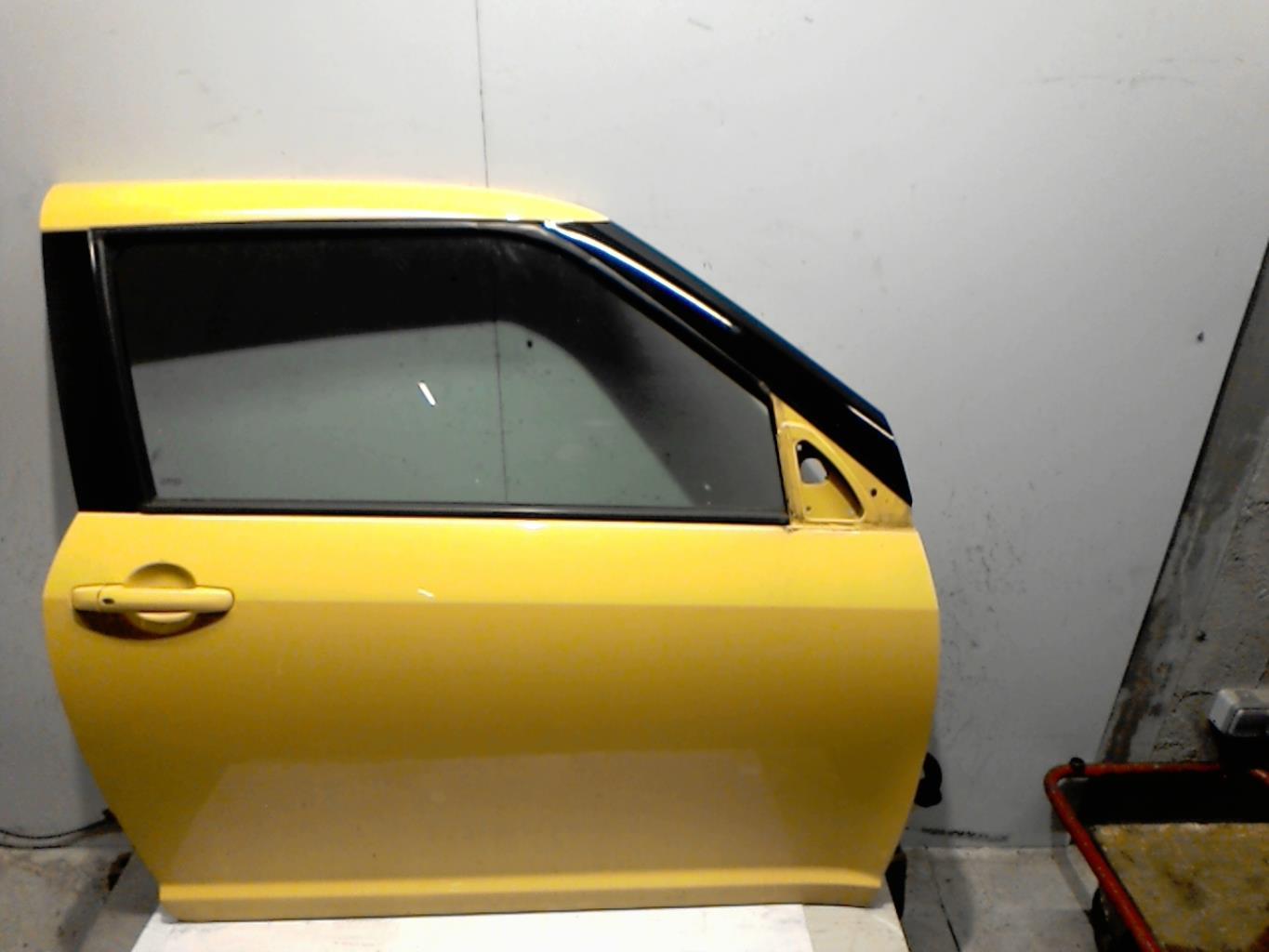Porte avant droit SUZUKI SWIFT 3 Essence - 1