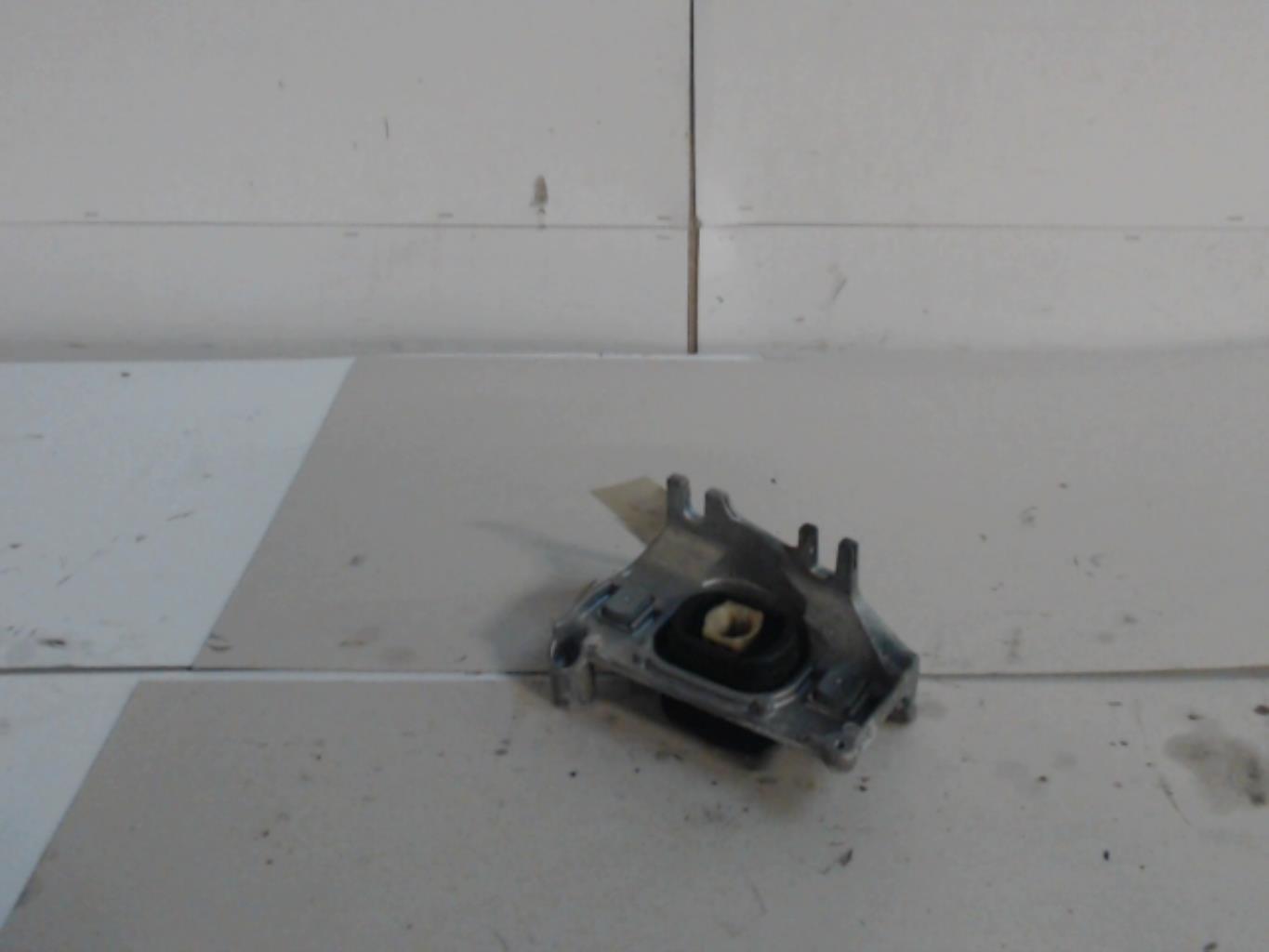 Support de boite RENAULT CLIO 4 PHASE 2  - 1