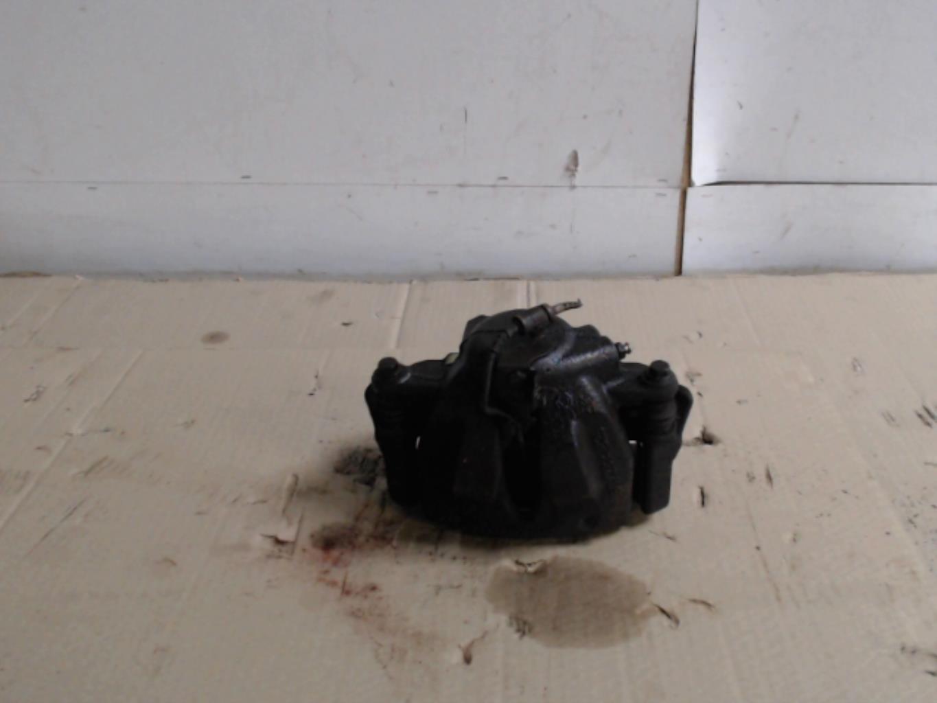 Etrier avant gauche (freinage) CITROEN C8  - 1