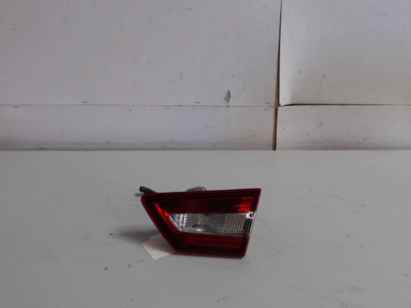 Feu arriere secondaire droit (feux) RENAULT CLIO 4 PHASE 2 Essence - 1