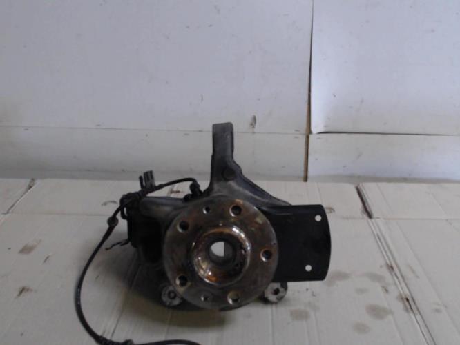 Fusee avant droit - RENAULT...