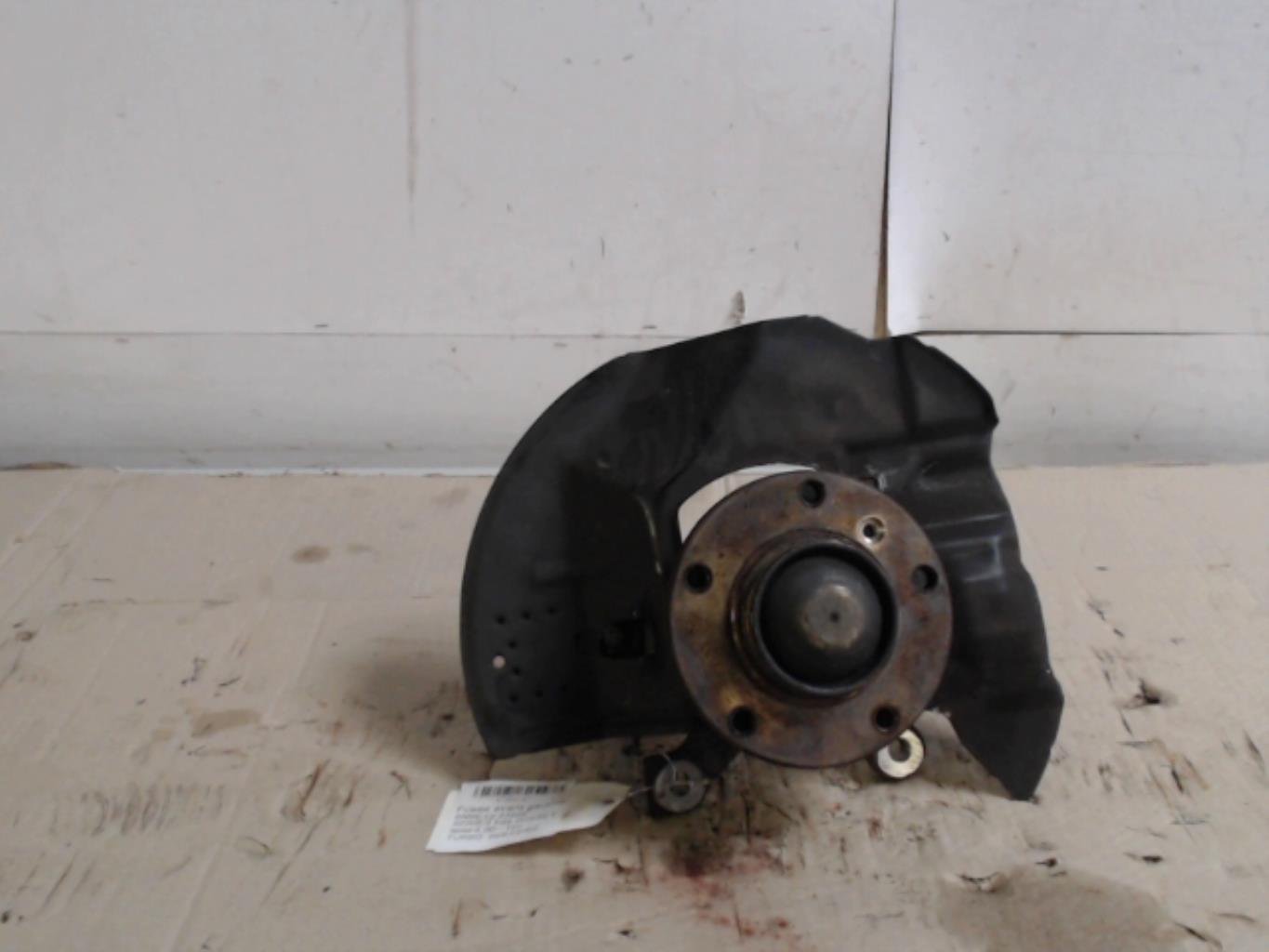 Fusee avant gauche BMW SERIE 3 E46 PHASE 2 Diesel - 1