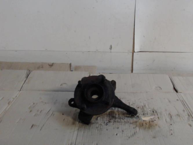 Fusee avant gauche - FORD...