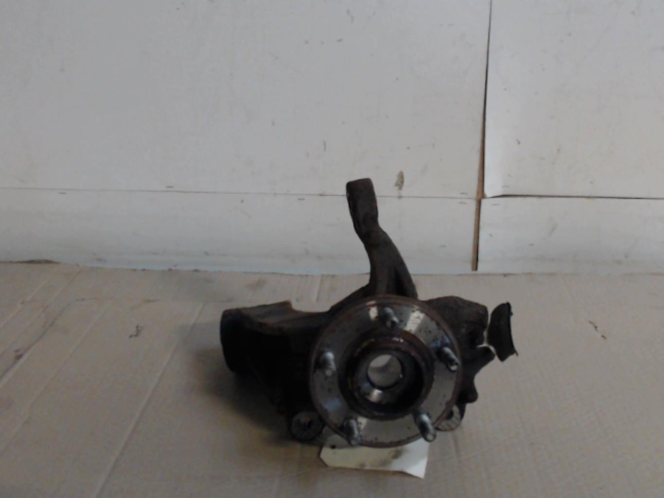 Fusee avant gauche FORD MONDEO 3 PHASE 1 Diesel - 1