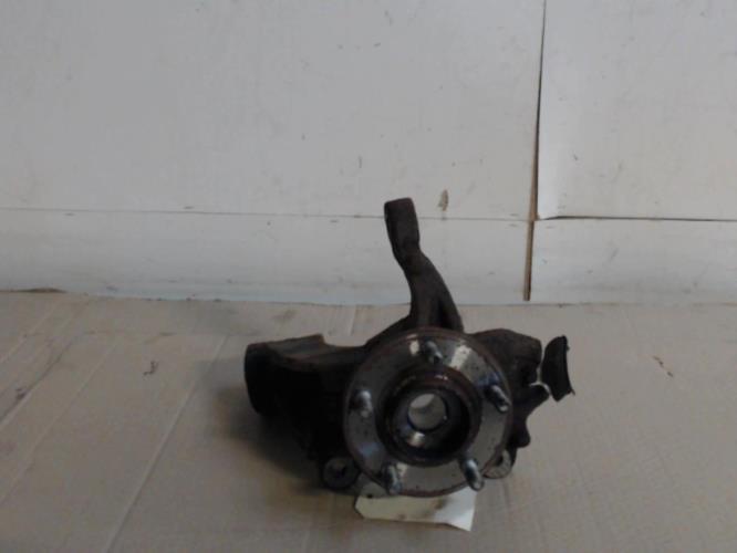 Fusee avant gauche - FORD...