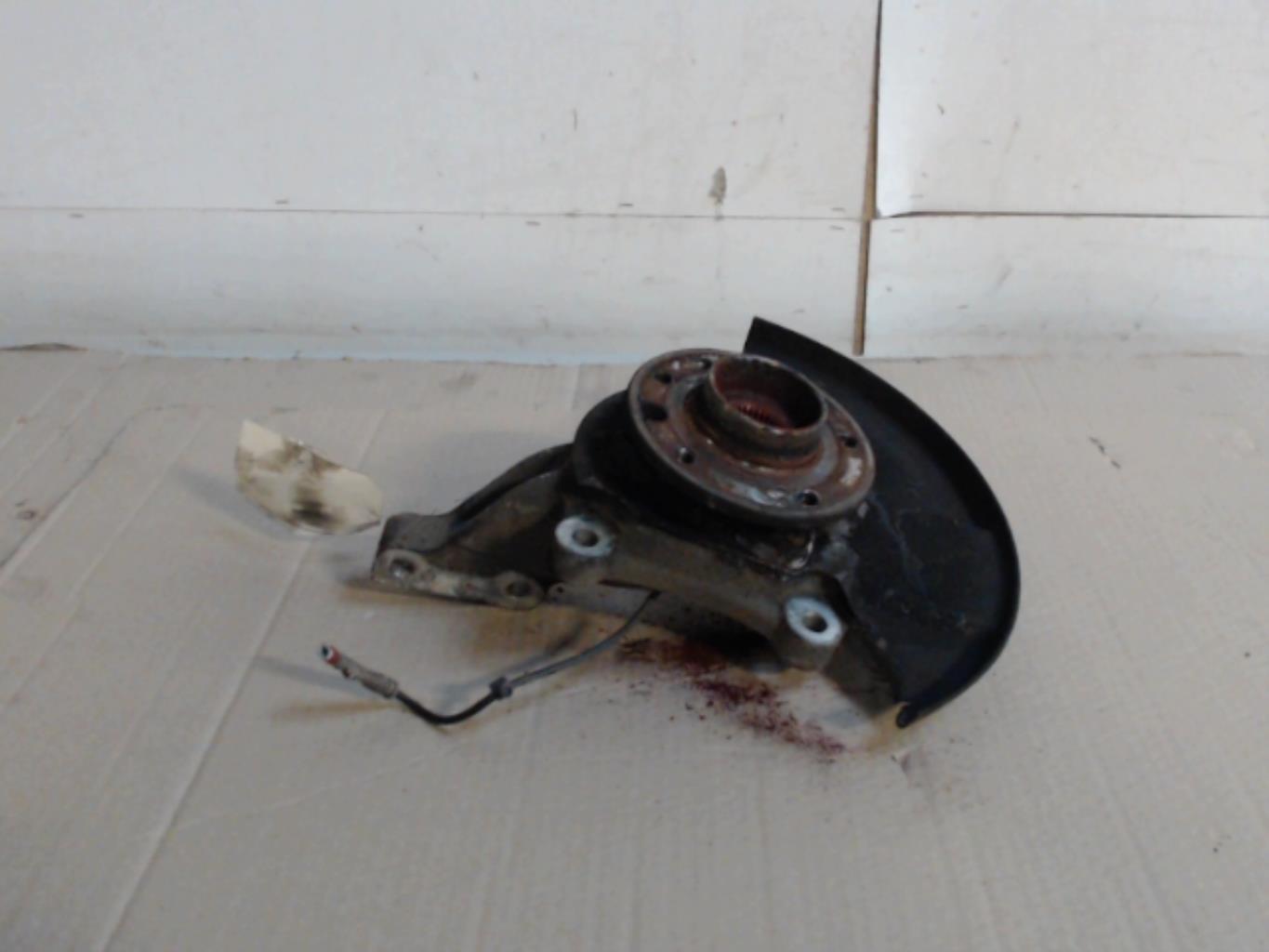 Fusee avant gauche OPEL VECTRA C PHASE 2 Diesel - 1