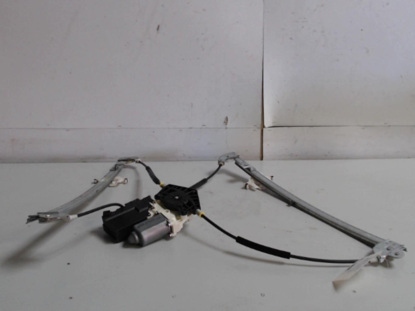 Leve vitre electrique avant gauche CITROEN C8  - 1