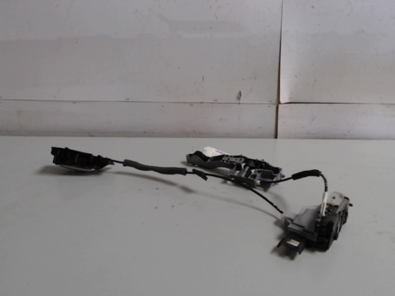 Serrure arriere gauche CITROEN C5 2 BREAK Diesel - 1