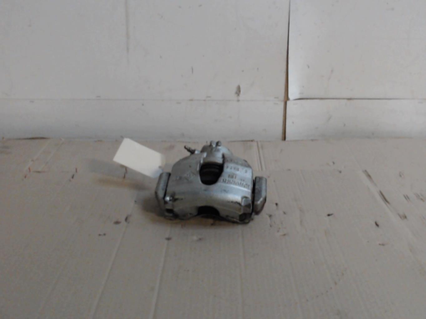 Etrier avant gauche (freinage) RENAULT CLIO 3 PHASE 2  - 1