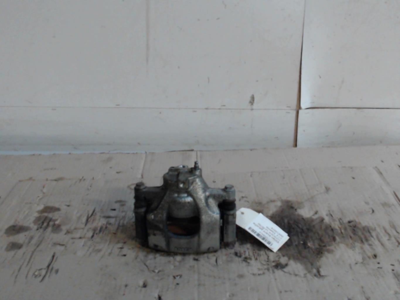 Etrier avant gauche (freinage) CITROEN C1 2 Essence - 1