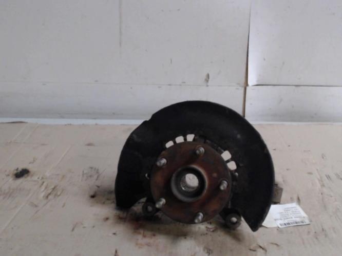 Fusee avant droit - TOYOTA...