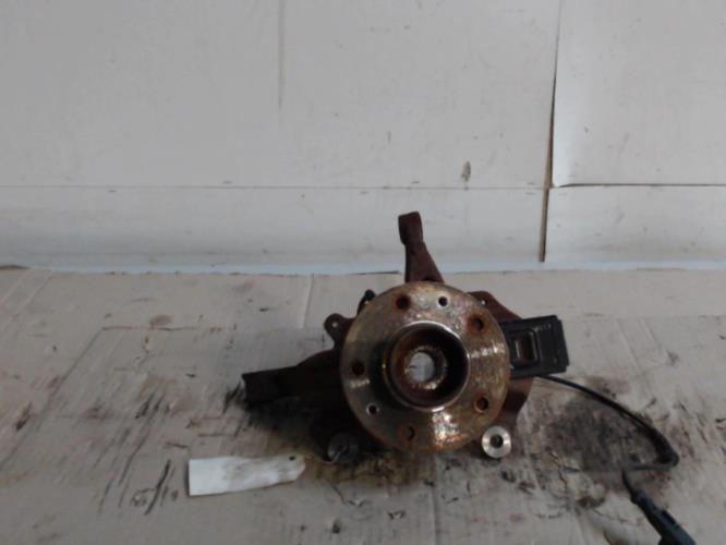 Fusee avant gauche -...