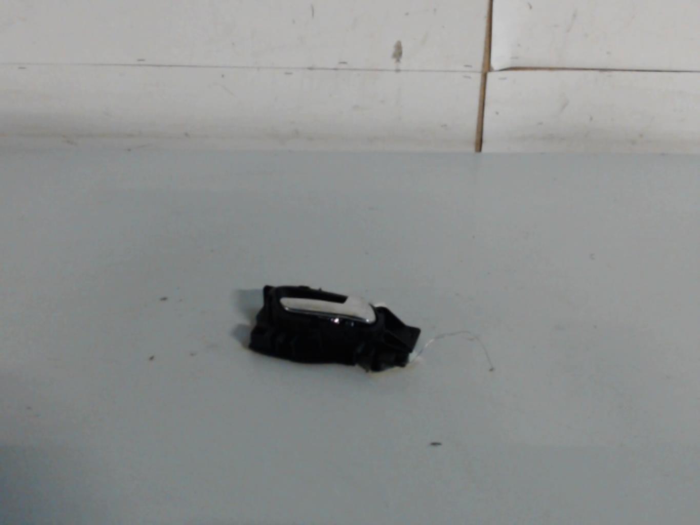 Poignee interieur avant droit CITROEN C3 2 PHASE 1 Diesel - 1