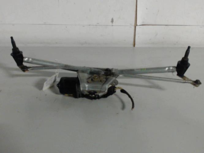 Moteur essuie glace avant -...