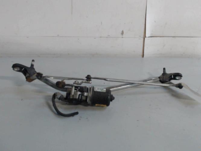 Moteur essuie glace avant -...