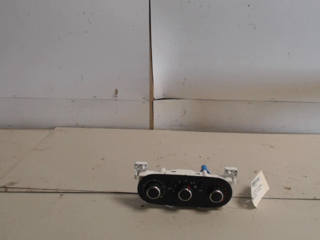 Commande chauffage RENAULT TRAFIC 3  - 1