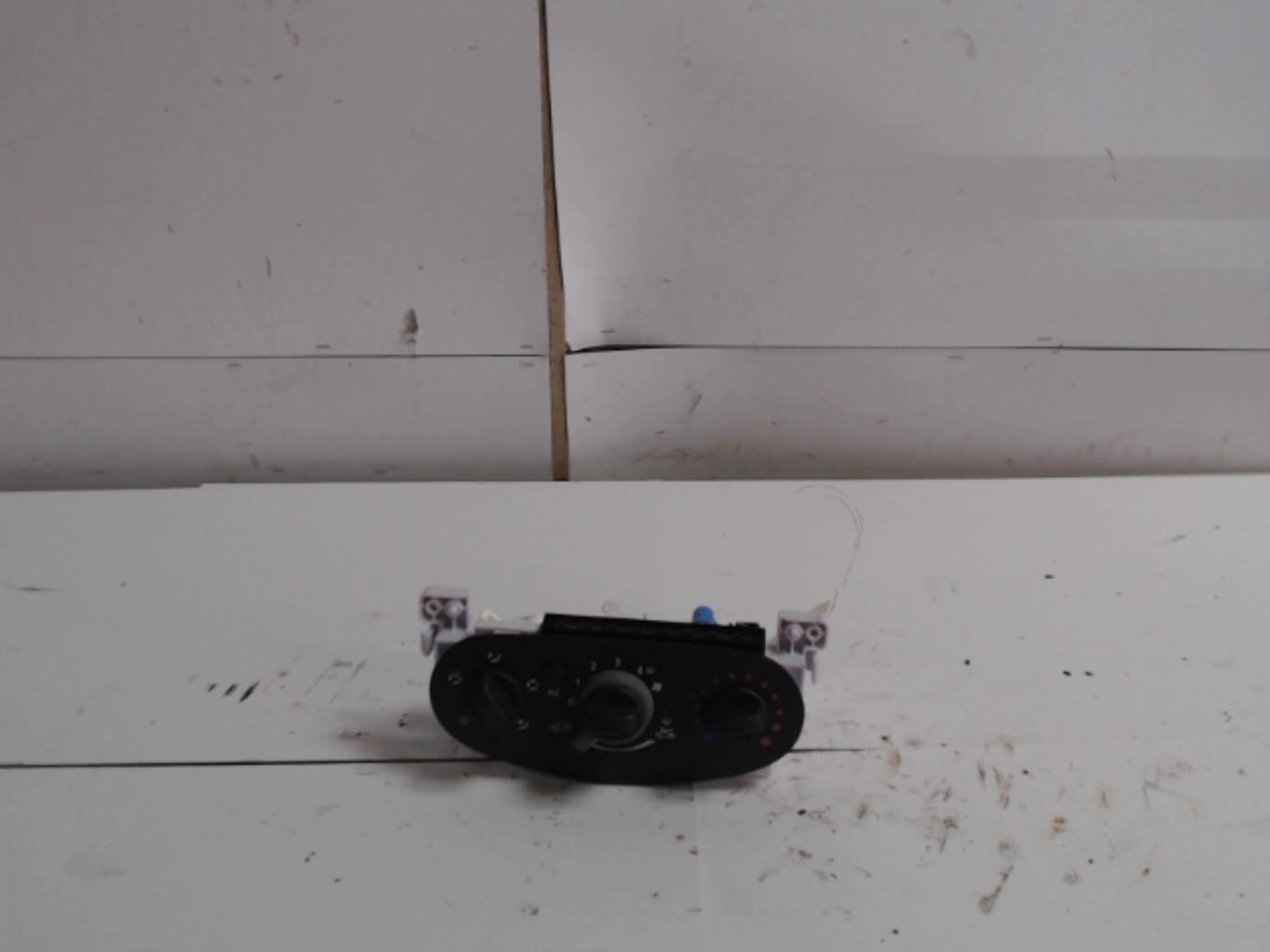 Commande chauffage DACIA DUSTER 1 PHASE 1  - 1