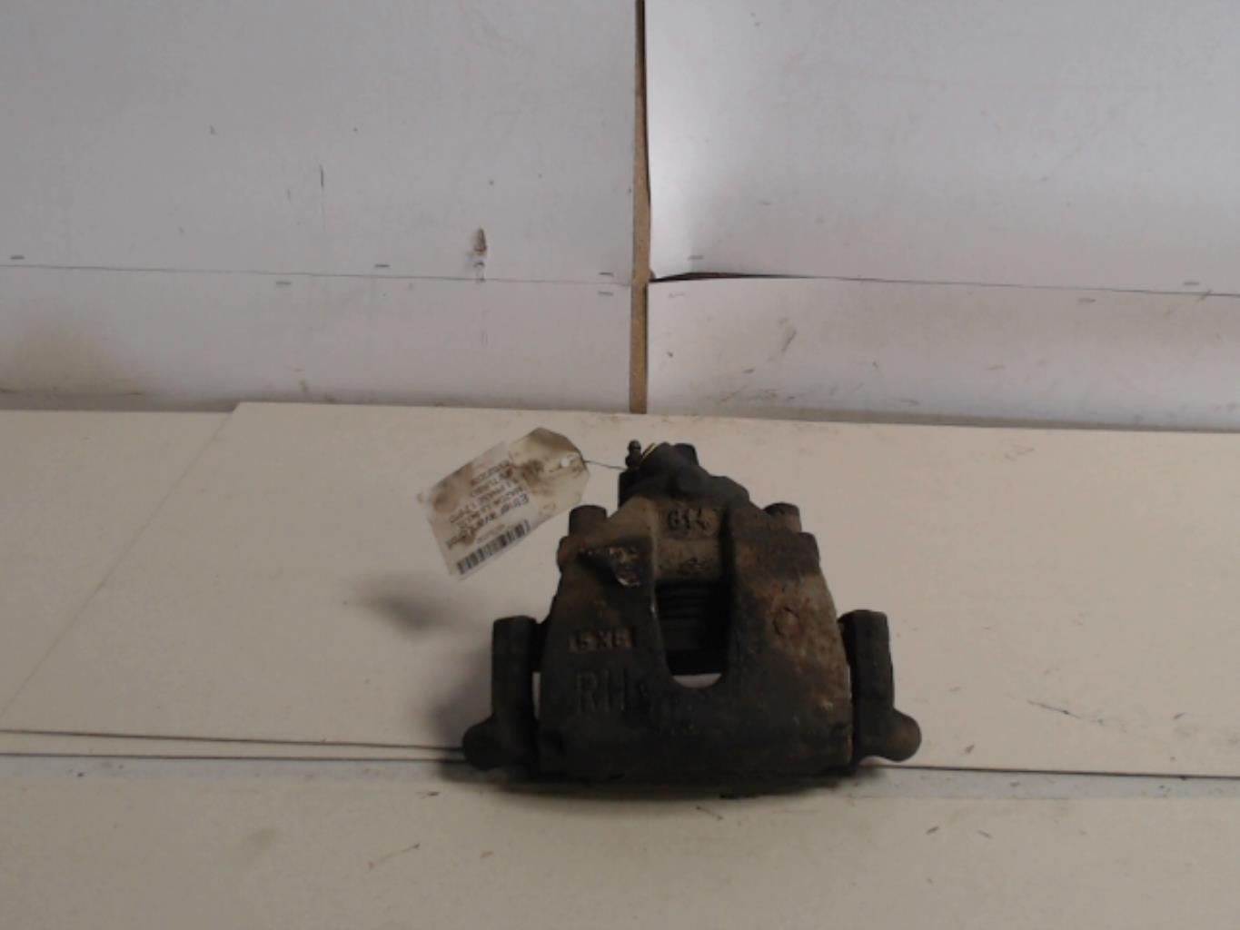 Etrier avant droit (freinage) MAZDA 5 1 PHASE 1 Diesel - 1