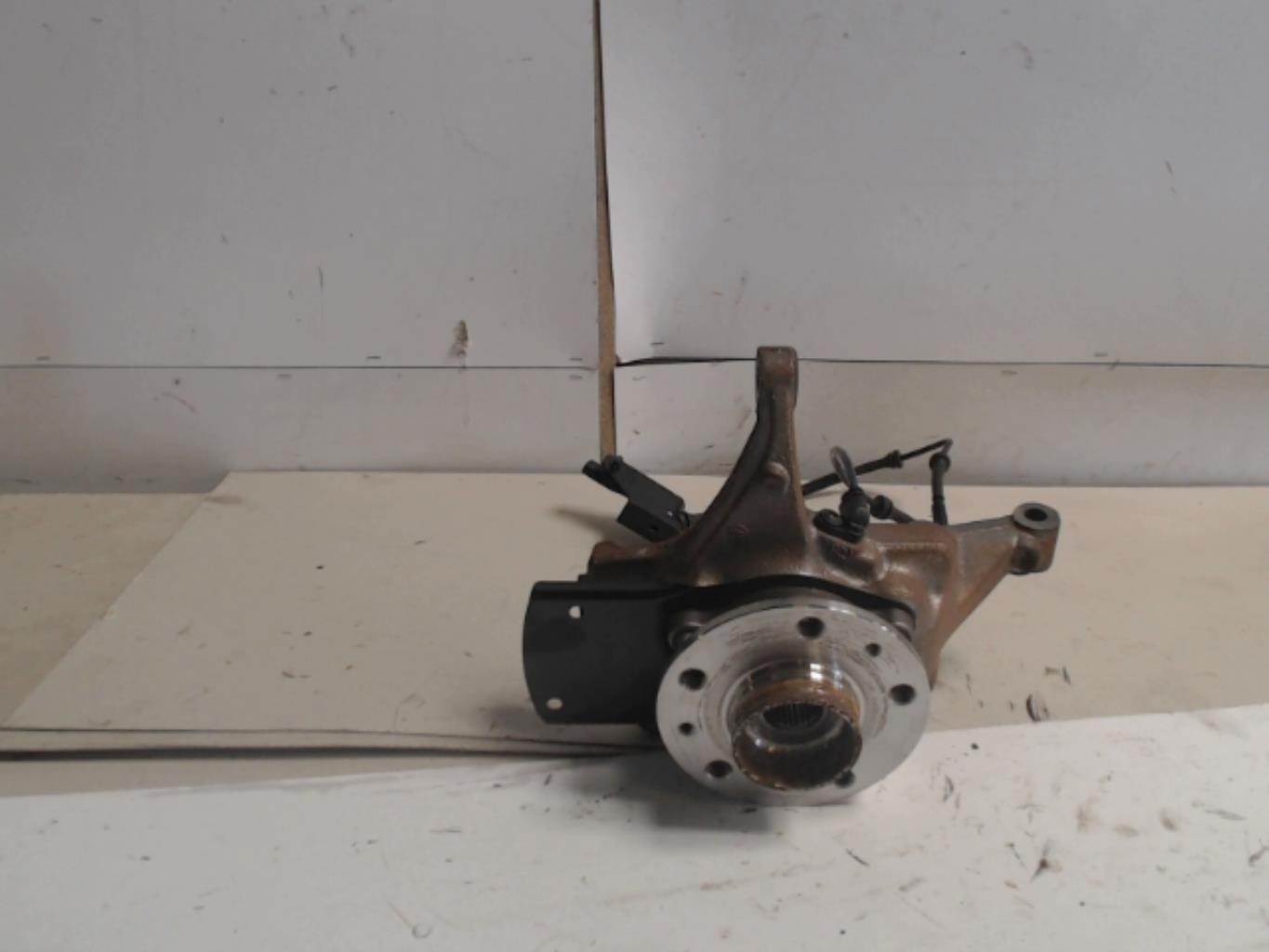 Fusee avant droit RENAULT TRAFIC 3  - 1