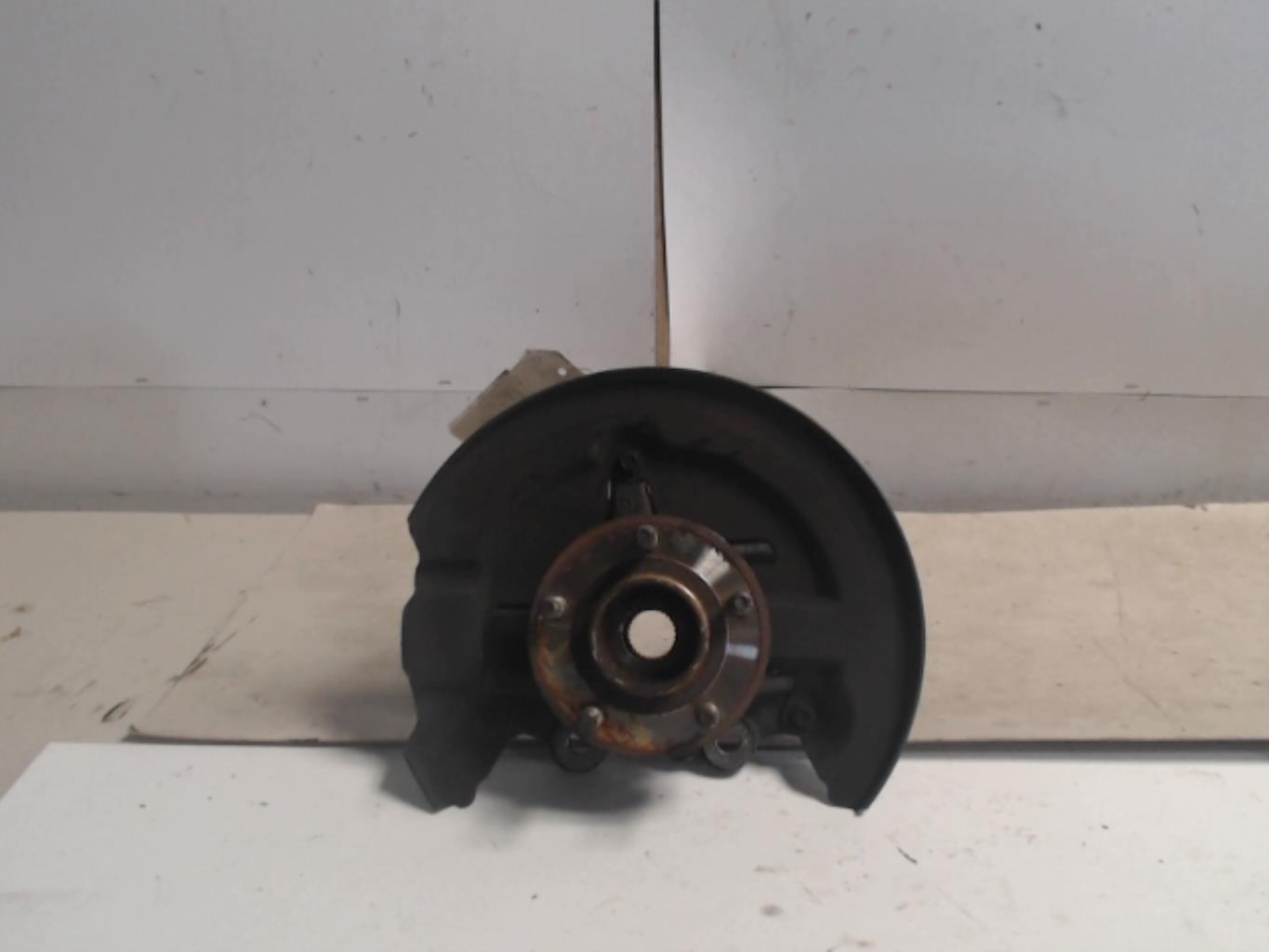 Fusee avant droit FORD FOCUS 3 PHASE 2 Diesel - 1