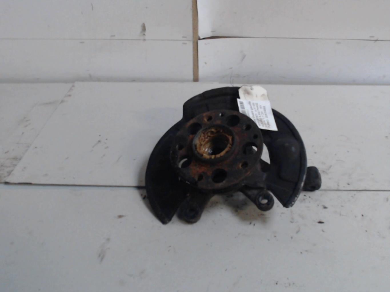 Fusee avant gauche MERCEDES CLASSE A 168 PHASE 2 Diesel - 1