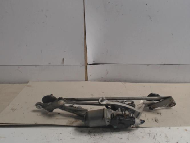 Moteur essuie glace avant -...