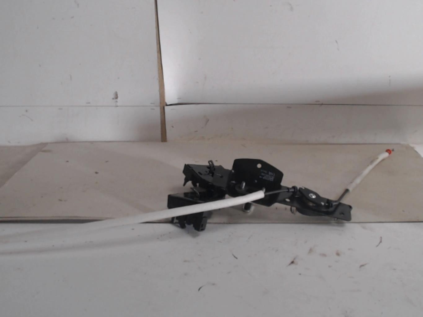 Serrure de porte de coffre droite RENAULT TRAFIC 3  - 1