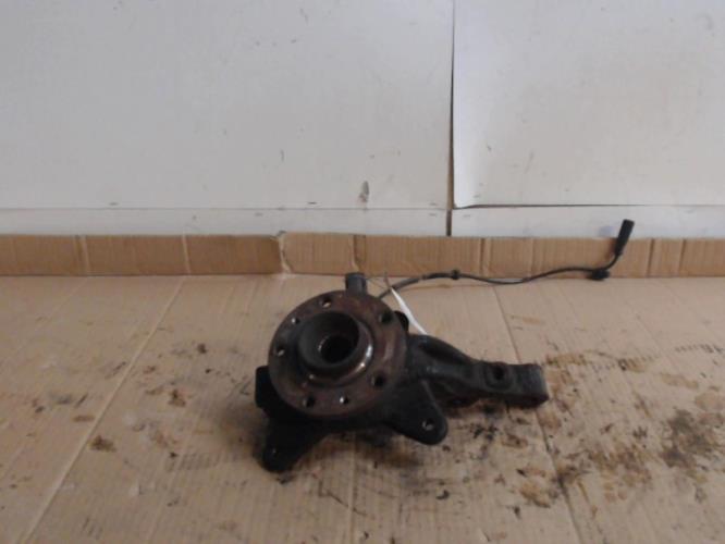 Fusee avant droit - RENAULT...