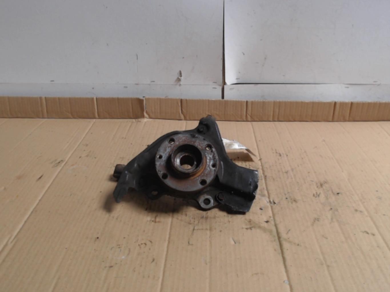 Fusee avant gauche FIAT STILO Diesel - 1