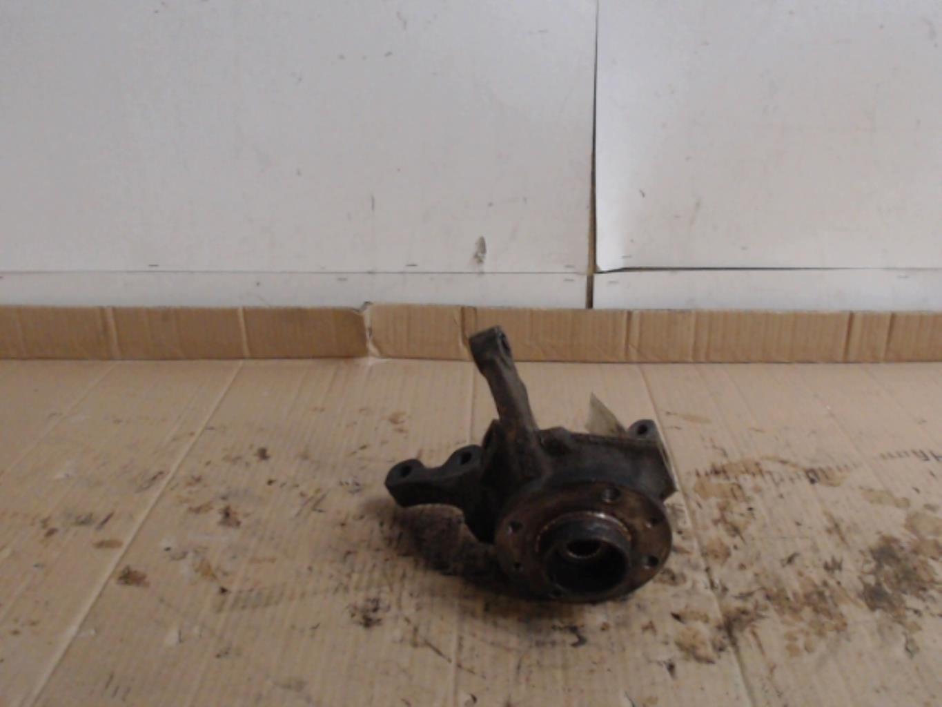 Fusee avant gauche RENAULT KANGOO 1 PHASE 1  - 1