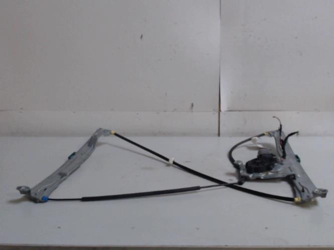 Leve vitre electrique avant...