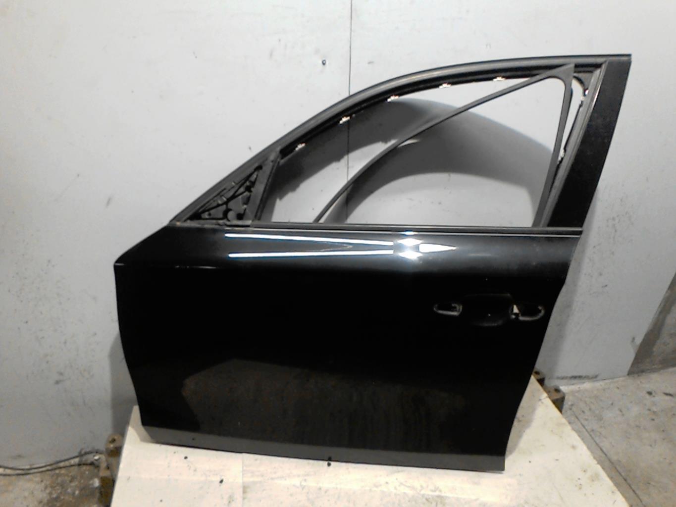 Porte avant gauche BMW SERIE 1 E87 PHASE 1 Essence - 1