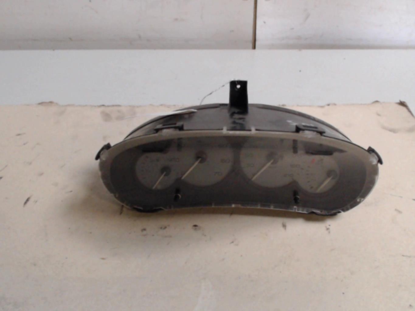 Compteur PEUGEOT PARTNER 1 PHASE 2 Diesel - 1