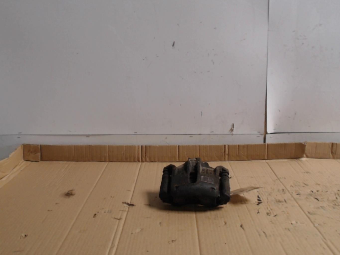 Etrier avant gauche (freinage) CITROEN C3 2 PHASE 1 Diesel - 1