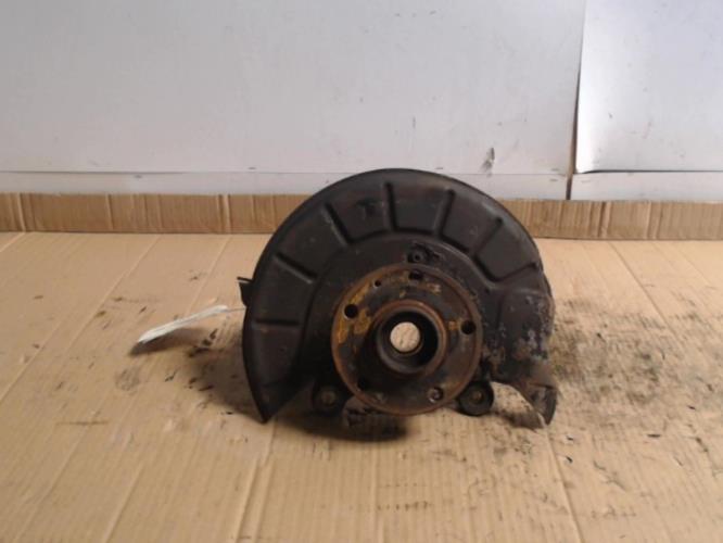 Fusee avant gauche - SEAT...