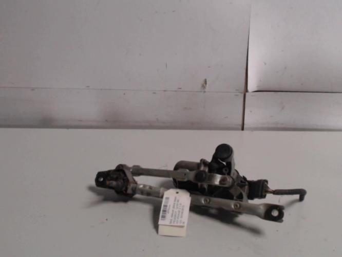 Moteur essuie glace avant -...