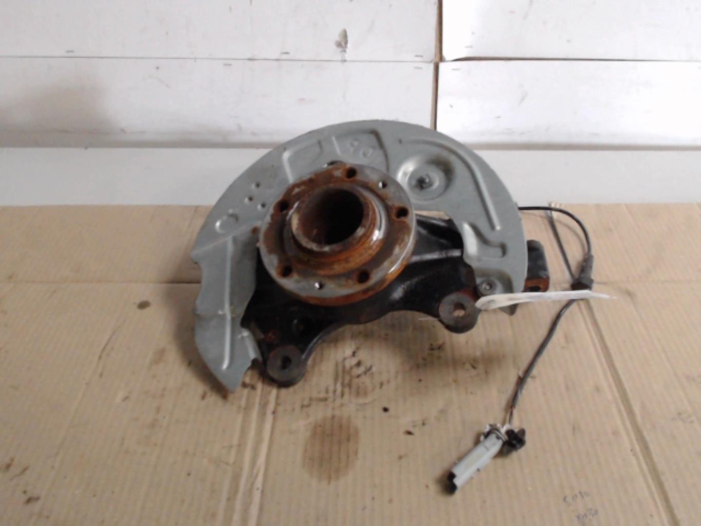 Fusee avant droit PEUGEOT 3008 Diesel - 1