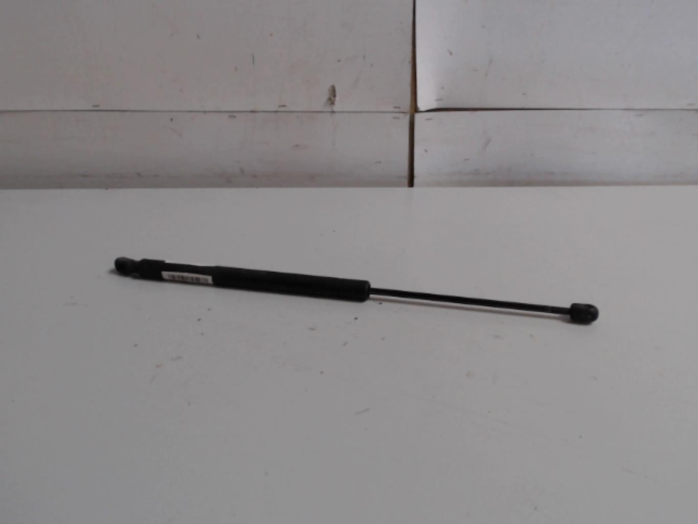 Verin de coffre gauche RENAULT MEGANE 2 PHASE 2 BREAK Diesel - 1