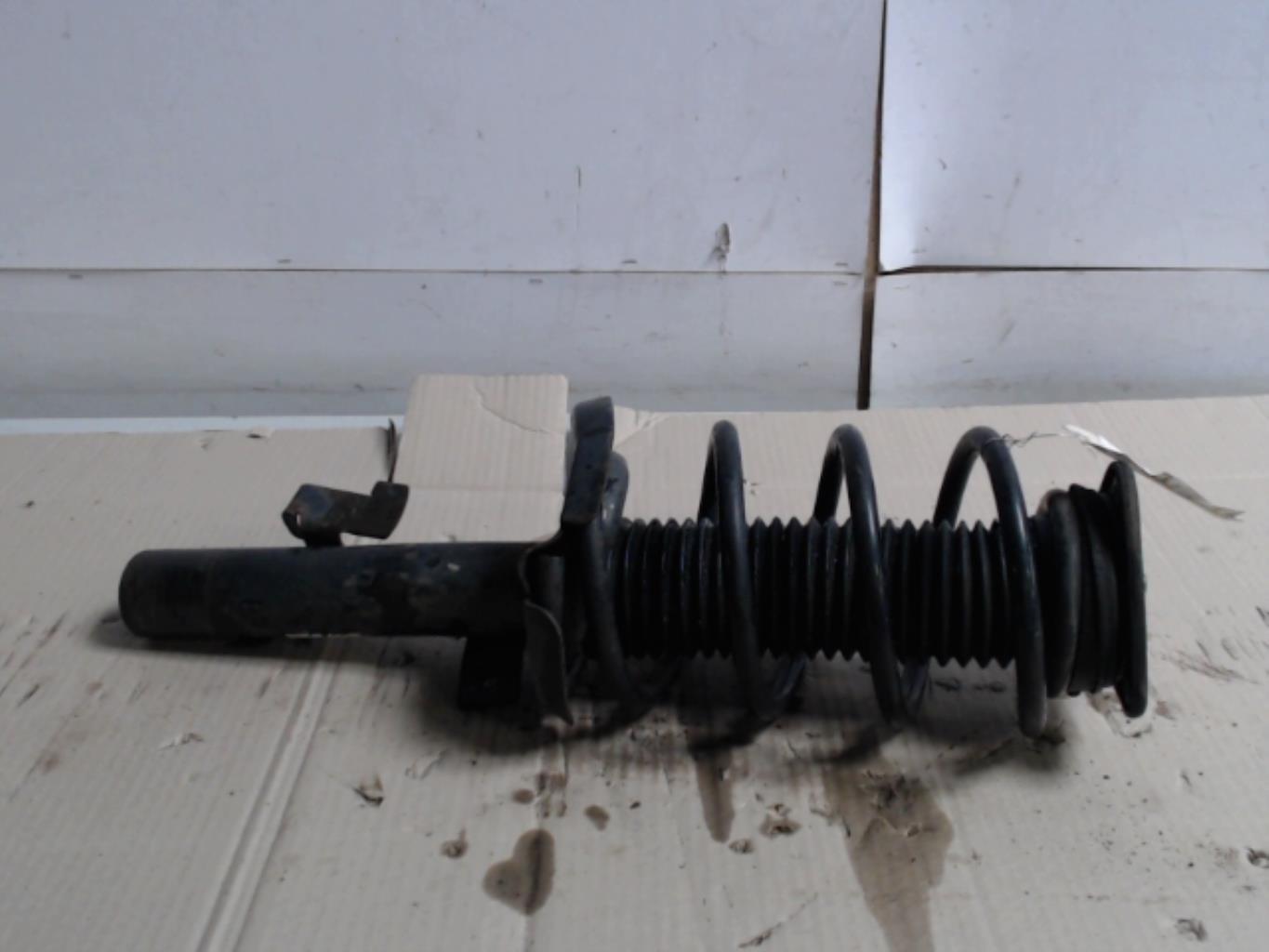 Amortisseur avant gauche FORD FOCUS 2 PHASE 2 BREAK Diesel - 1