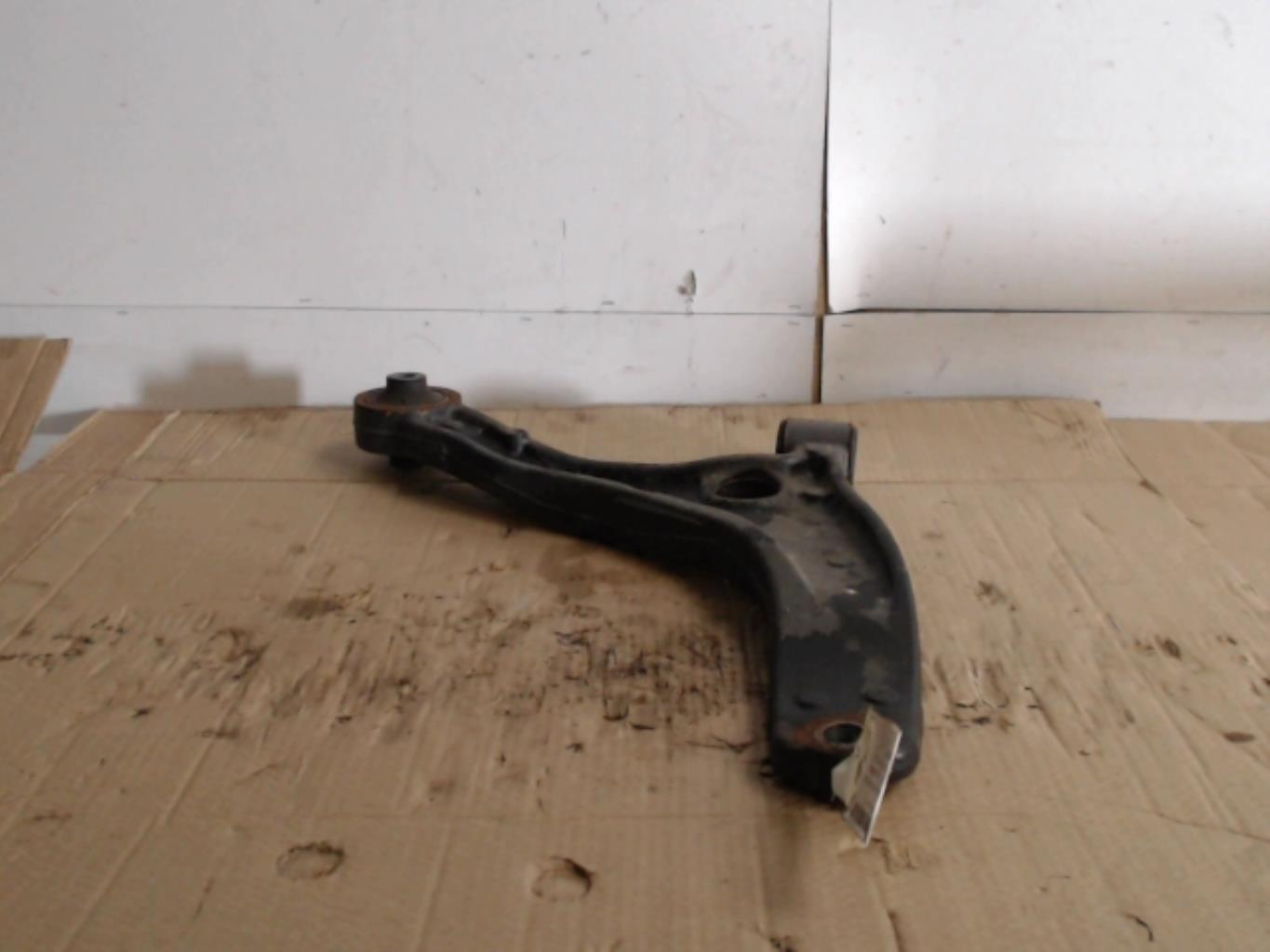 Bras inferieur avant droit RENAULT MASTER 3 PHASE 2  - 1