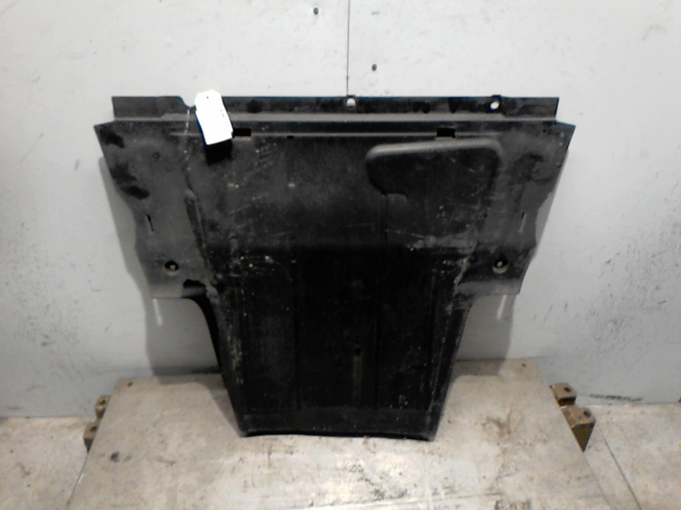 Cache sous moteur RENAULT MEGANE 2 PHASE 1  - 1