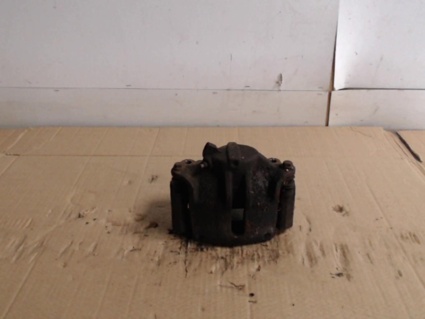 Etrier avant droit (freinage) RENAULT SCENIC 2 PHASE 1 Diesel - 1