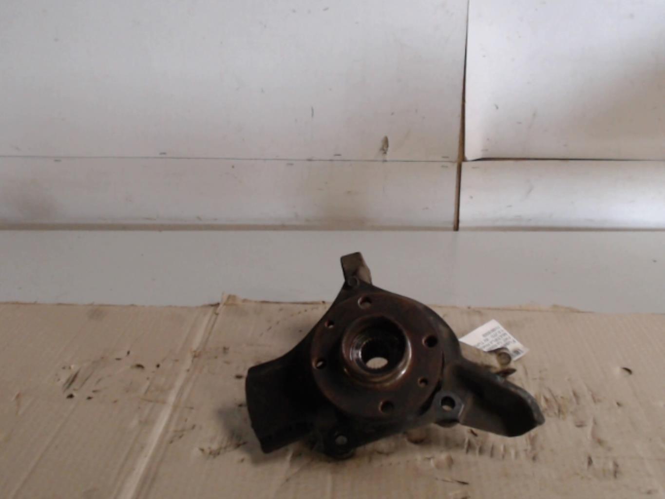 Fusee avant droit FIAT MULTIPLA PHASE 2  - 1