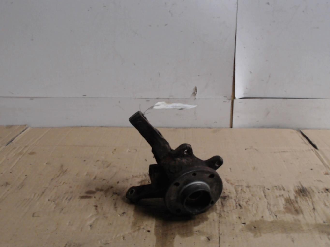 Fusee avant droit RENAULT KANGOO 1 PHASE 2  - 1