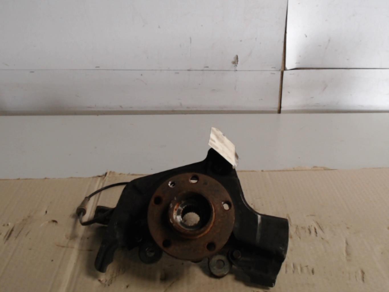 Fusee avant gauche FIAT DOBLO 2 PHASE 2 Diesel - 1