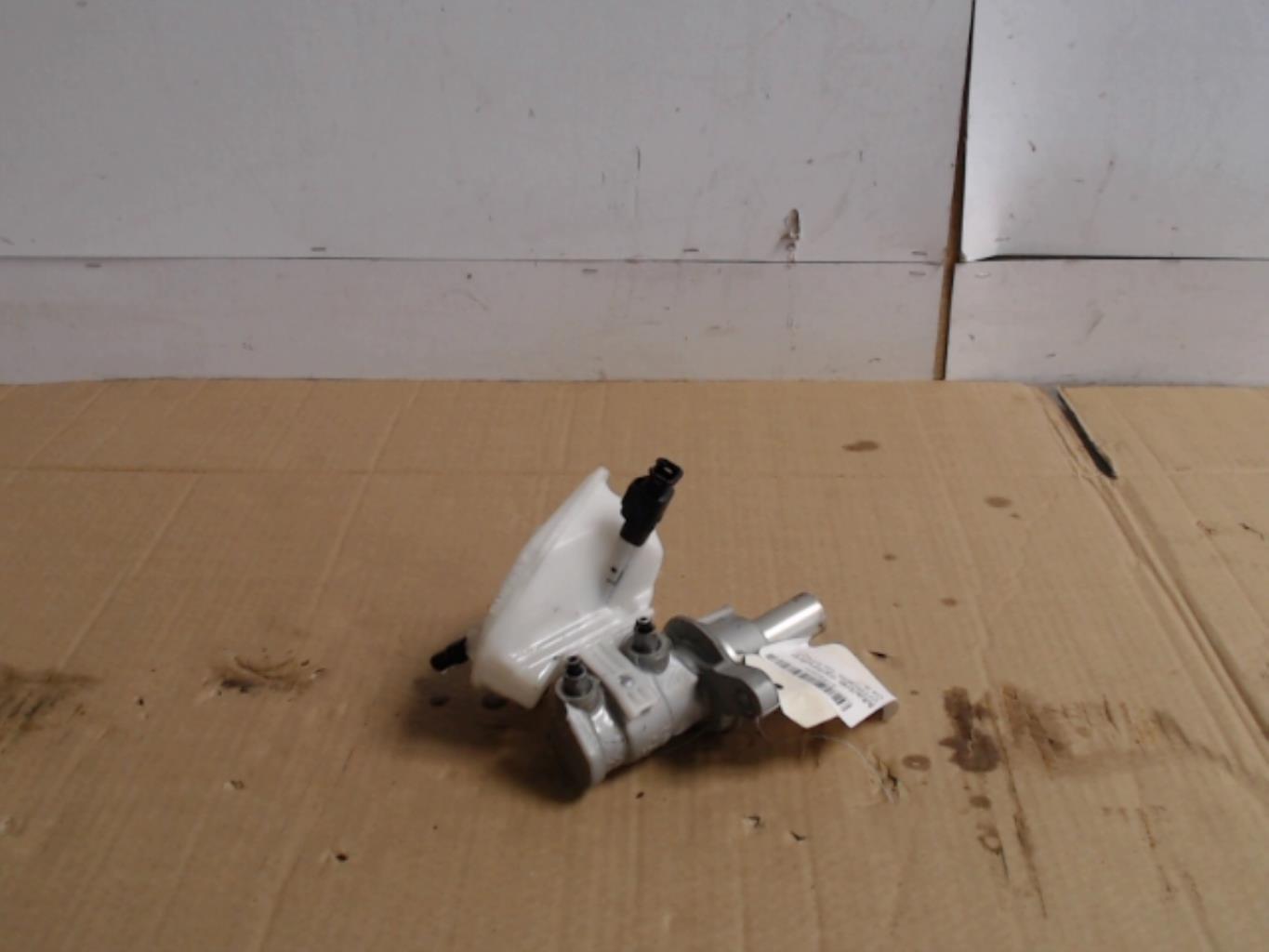Maitre cylindre (freinage) CITROEN C4 2  - 1